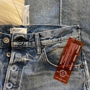 Moussy Vintage denim. Style: Siena Straight. Size 27, NWT retail for $360